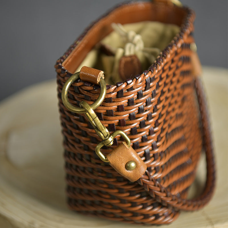 Women's Cowhide Weave Vintage Handbag