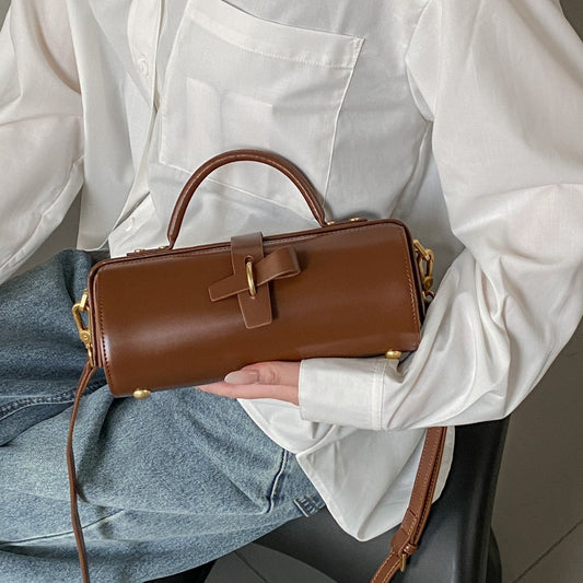 Cowhide Underarm Single Shoulder High Fashion Cylinder Messenger Bag
